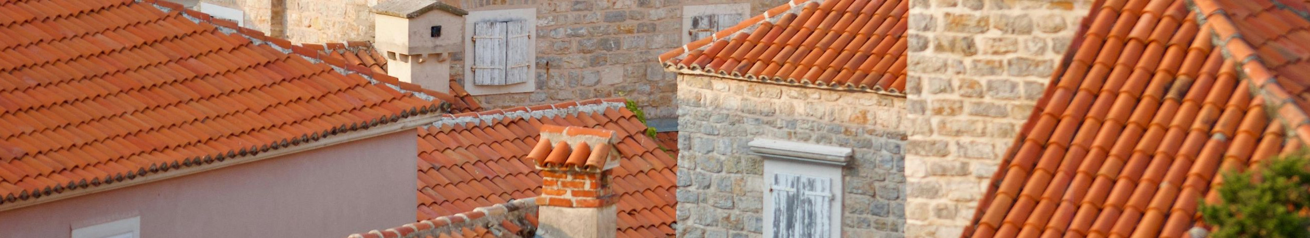 Astro Ehitus paigaldab ja renoveerib katuseid, fassaade ning seotud ehitustöid. Aitame materjalivalikust kuni paigalduse ja hoolduseni.