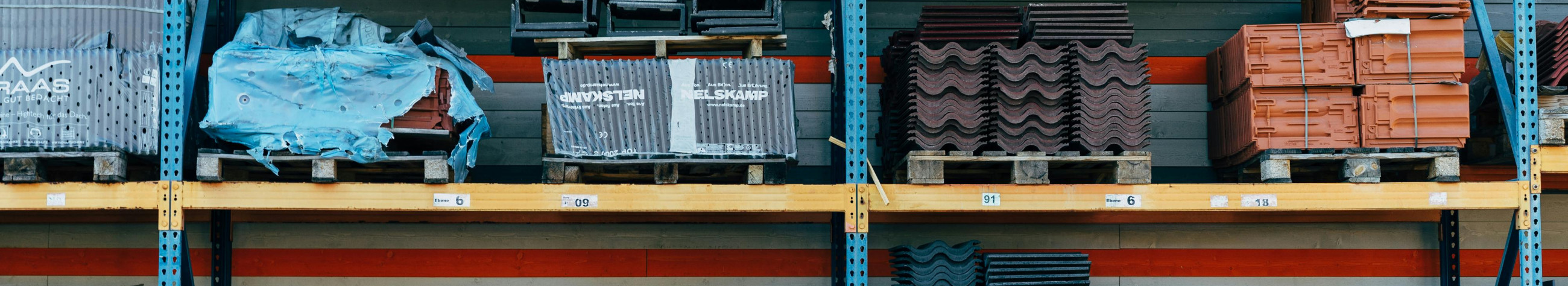 We offer materials, products and services for construction and finishing work in order to achieve a durable and decent result. Solutions are suitable for smaller and larger projects.