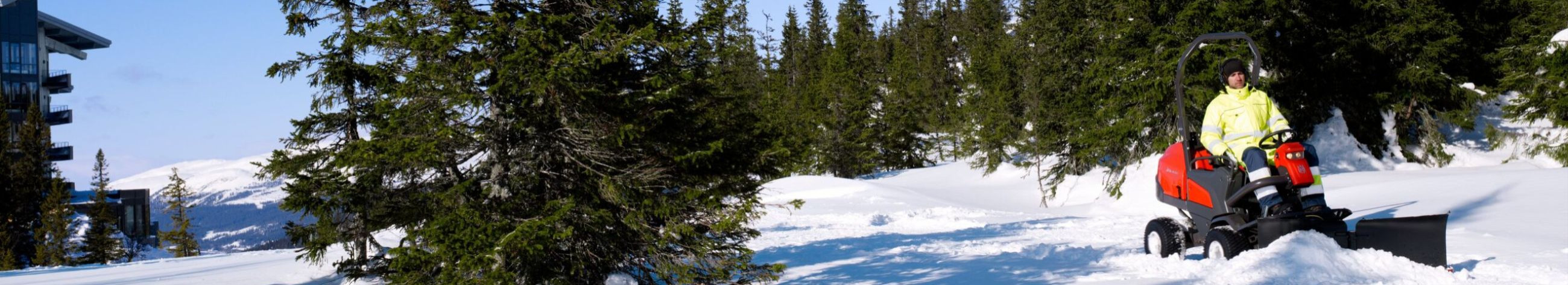 The average salary of companies decreased by 75 EUR - 1,995 EUR in the 2nd quarter of 2025, the number of employees - 10 employees.