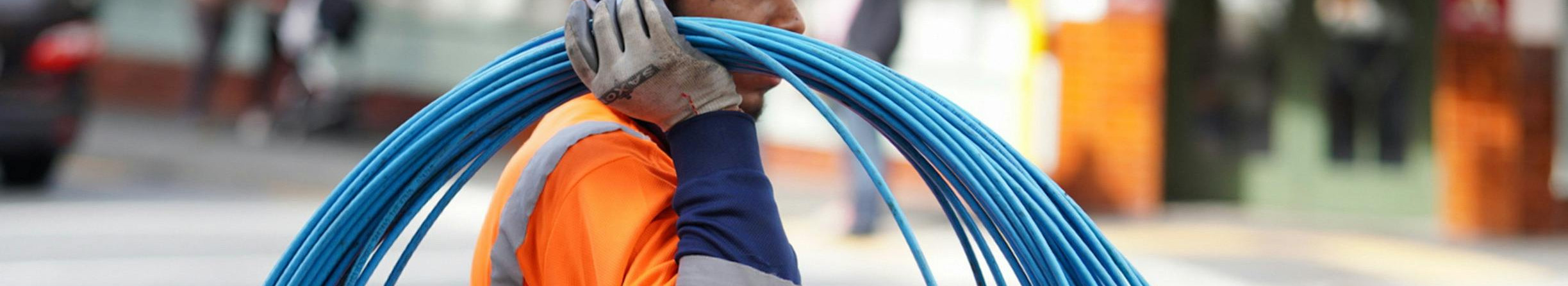 Pakume projekteerimist, paigaldust ja hooldust ühes partneris. Tagame usaldusväärse väliskaabluse, fiiberühendused ja pideva tehnilise toe.