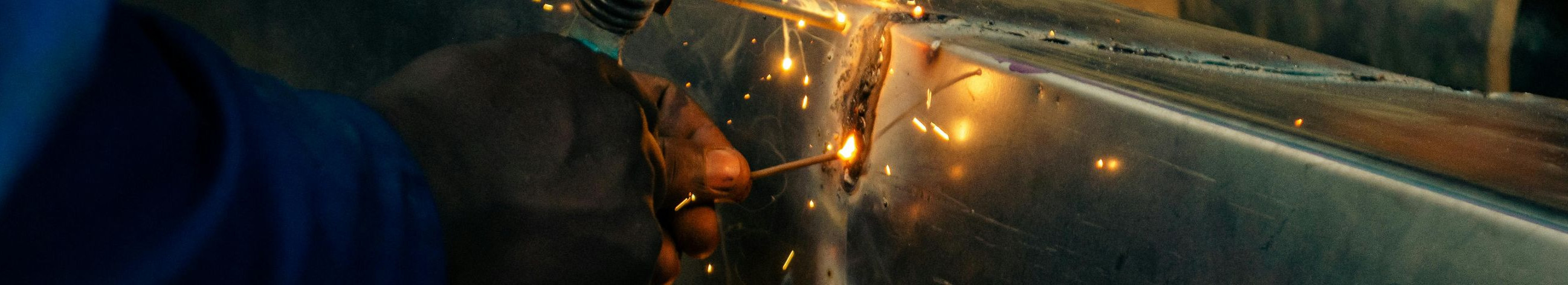 Pakume keevitus- ja metallitöid, alates parandustest kuni konstruktsioonide valmistamiseni. Teeme ka roostevaba ja alumiiniumi täppiskeevitust.