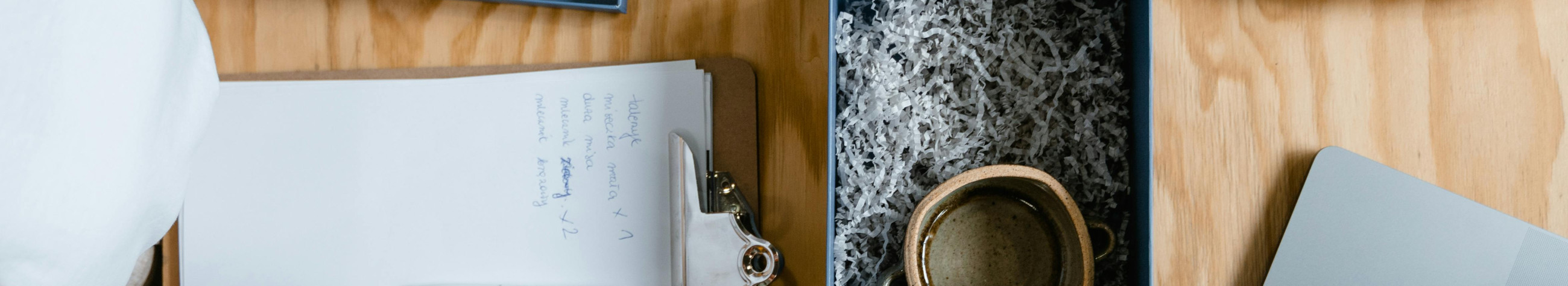 Müüme käsitsi kujundatud ja valmistatud keraamikat ning käsitööd. Selged tootekirjeldused ja säästlik pakend annavad ostjale kindluse ja toetavad väikest tootmist.