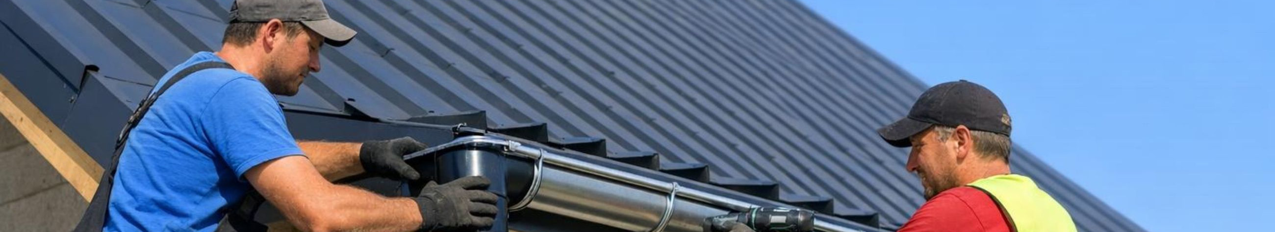 vihmaveerennid ja torud, vihmaveesüsteemide paigaldus, vihmaveesüsteemide remont, plekksepatööde paigaldus, katuste paigaldus, teraskatuste paigaldus, plekist katusekatted, katusekattematerjalid, hooneehitus, hoonete renoveerimine