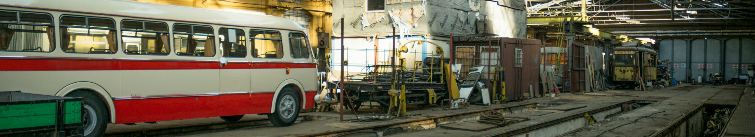 We offer planned renewals, accident repair, mobile service and ready-made bus delivery in the Nordic countries. We reduce stagnations, cut costs and simplify the administration of your park.