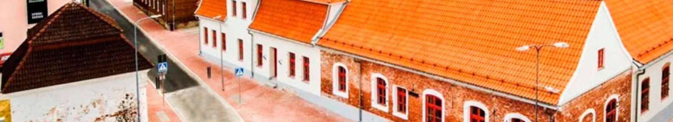 The average salary decreased by 50 EUR - 55 EUR in the 4th quarter, 