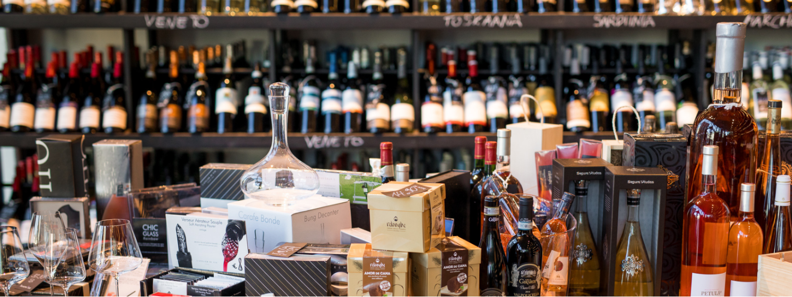 BESTWINE OÜ - sale of beverages, preparation of beverages, food industry, wines, alcoholic beverages (except beers), Retail