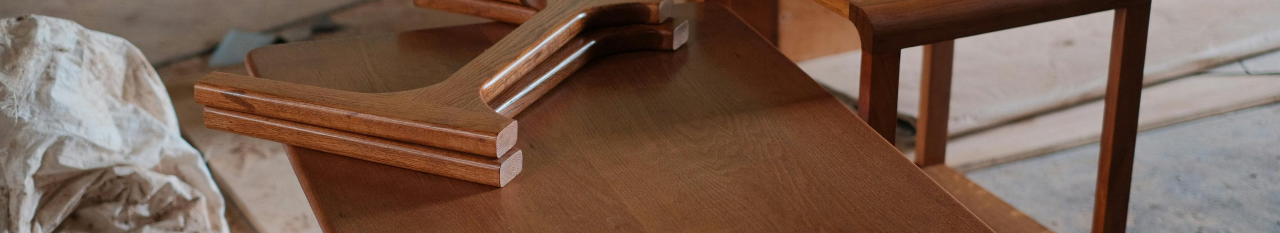 Eritellimusel ja käsitööna valminud mööbel, mis sobib sinu ruumi ja stiiliga. Taaskasutatud materjalidest tehtud tooted on vastupidavad ja omanäolised.