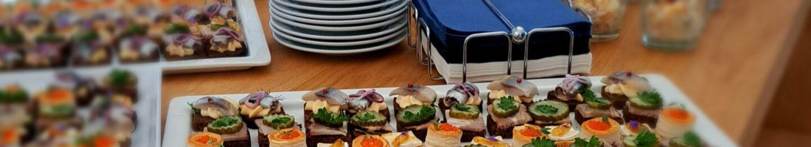 Catering for the event, Party vagina, buy-in, Table lining, Group portions, Dinner, Daily menu, fresh food, delivery, event service