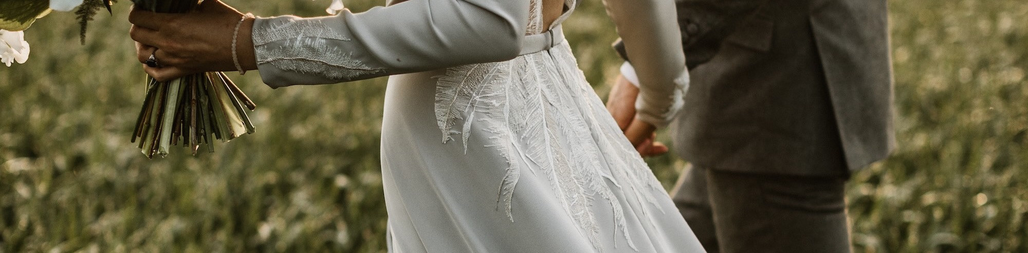 stylistics, fashion accessories online, wedding dresses, holiday apparel, Dresses, outdoor clothing, blouses & tops, skirts & pants, digital products, gift cards