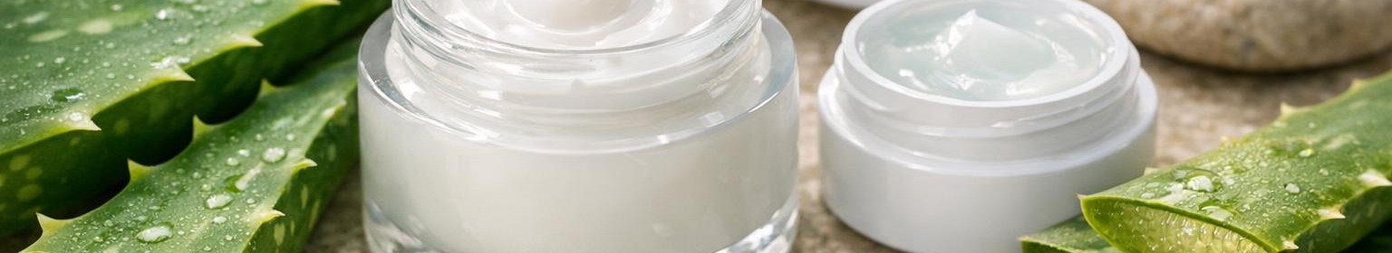 Puhaste aloe vera–põhiste näo- ja kehahooldustoodetega pakume sügavat niisutust ning õrna taastavat hoolt tundlikule ja vananevale nahale. E-pood pakub täissuurusi, näidiseid ja komplekte.
