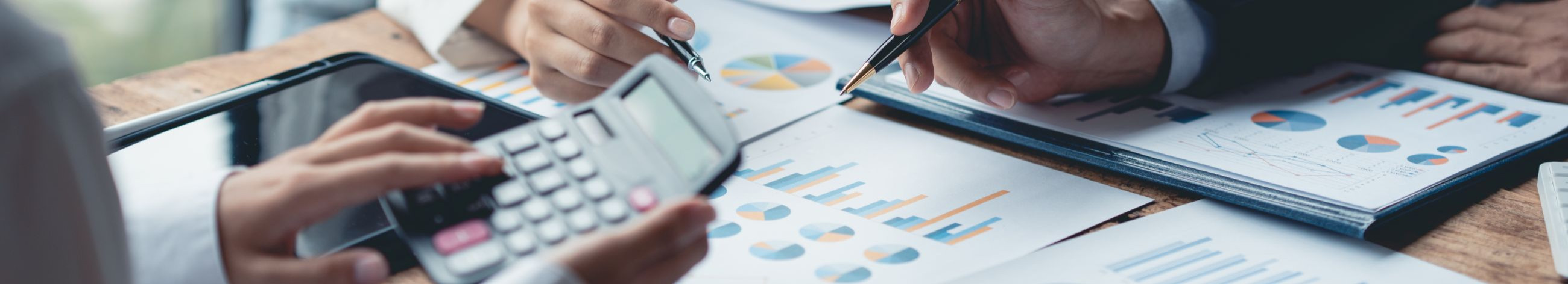 SI Projekt OÜ pakub väike- ja keskmise suurusega ettevõtetele professionaalset raamatupidamist, maksunõustamist ja finantsjuhtimist. Meie eesmärk on tagada täpsed numbrid, selged aruanded ja toetada sinu äri kasvu.