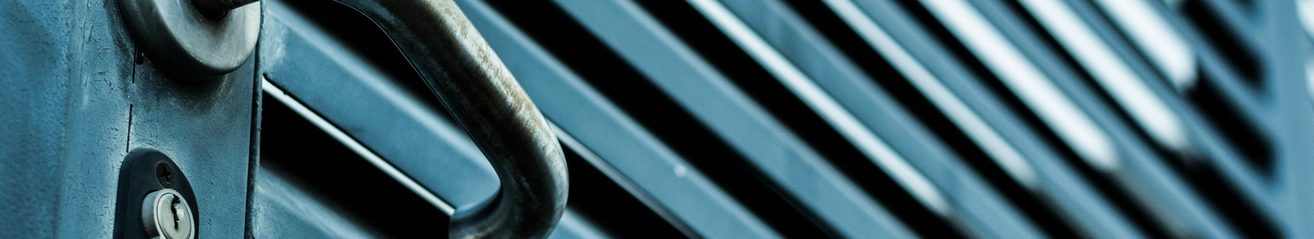 Pakume turvauksi, MUL-T-LOCK luku- ja südamikusüsteeme ning professionaalset paigaldust ja tuge. Aitame tagada parema kaitse ja korrektse lahenduse nii kodudele kui ettevõtetele.