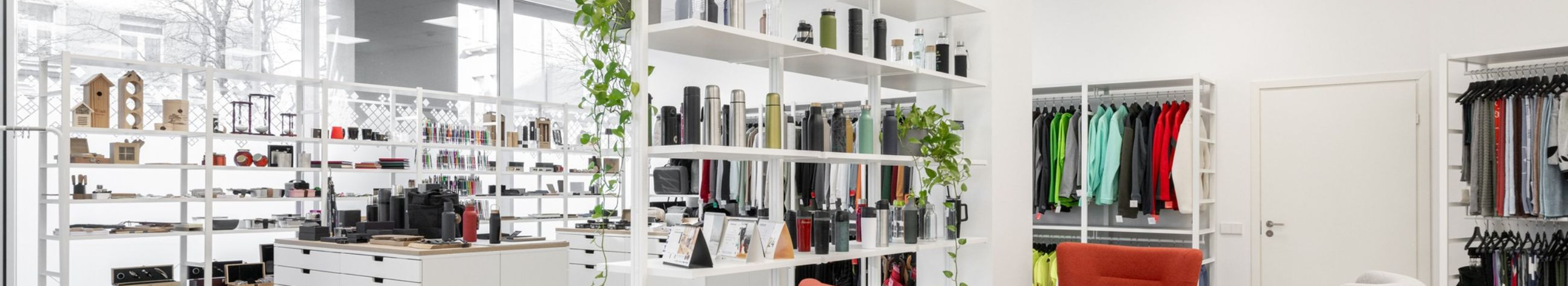 Maksuvõlad puuduvad, kohtulahendid puuduvad, kohtuistungid puuduvad, majandusaasta aruanded esitatud. Peamine vastutav kõneisik, aigar@kingivabrik.ee, +372 51935555