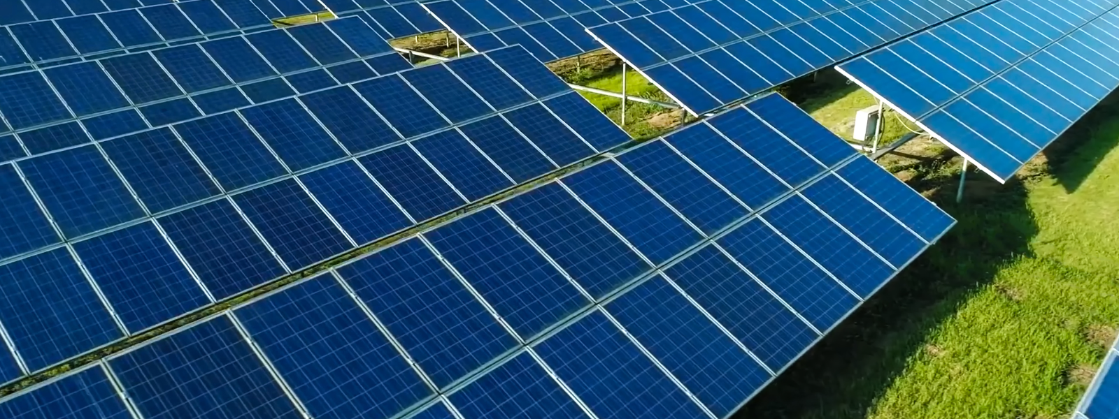 SOLAR4YOU OÜ - Tegeleme päikeseenergia lahenduste pakkumisega eraklientidele ja äriklientidele, hõlmates päikesepanee...