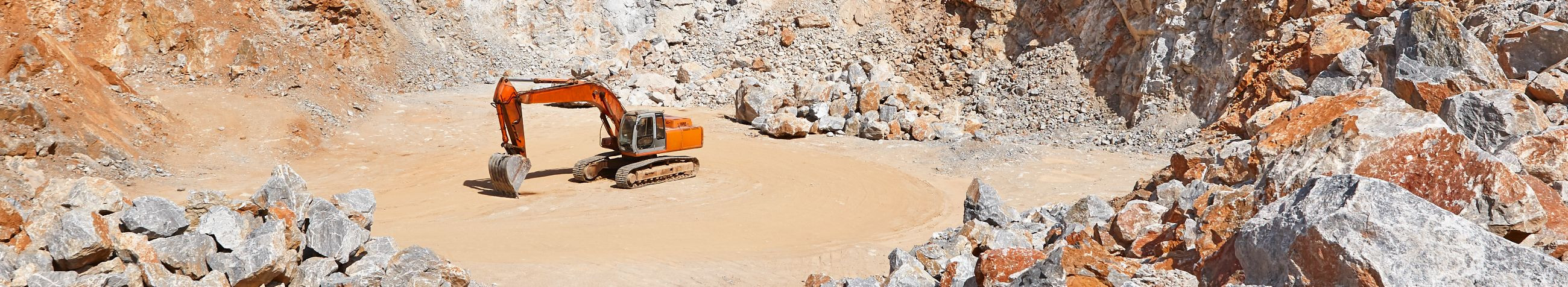 excavation, removal of soil, tidying the soil, preparation of the construction site, soil stabilization, excavation planning, the digging process, well groundwater resistance, use of excavation equipment, excavation work