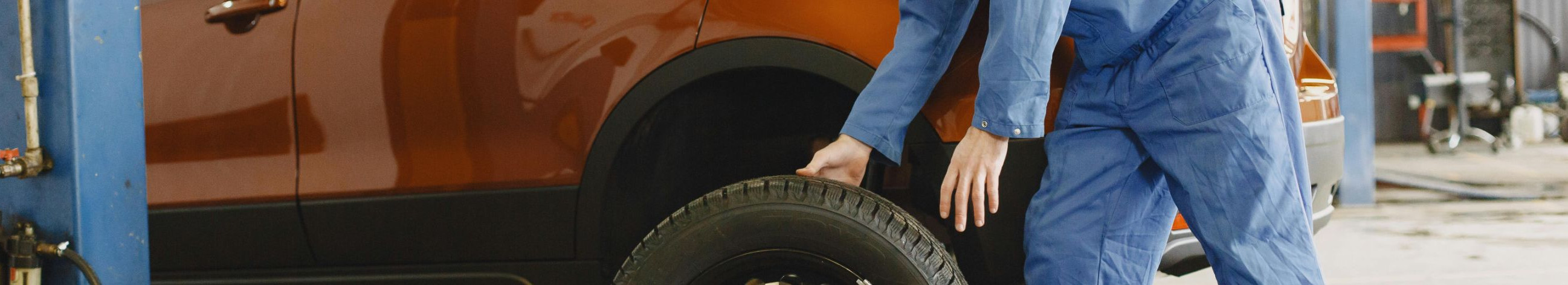 Pakume auto- ja kaubikuvaruosi, rehve ning hooldus- ja remonditöid ühes kohas Tallinnas. Aitame leida vajaliku kiiresti ja lihtsalt.