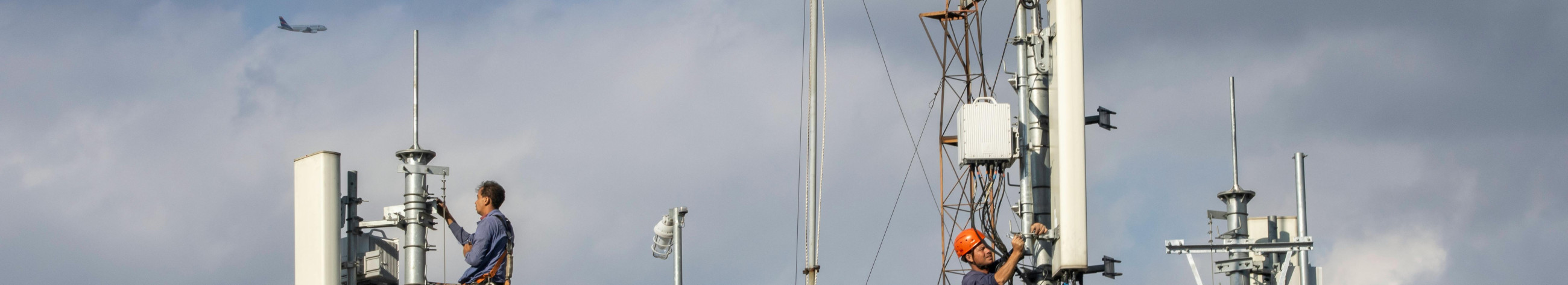 We install and integrate telecommunications, antennas and security systems across Estonia, and supply and configure the necessary equipment.