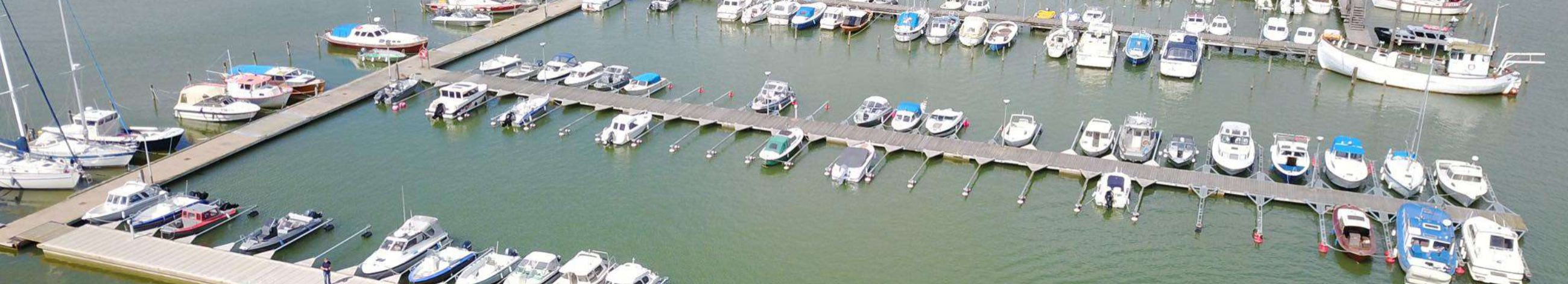 full solutions, Service, monolithic berth, boat piers, port berths, swimming berths, swimming berth eco, top marine dealer, installation of floating berths, offering solutions