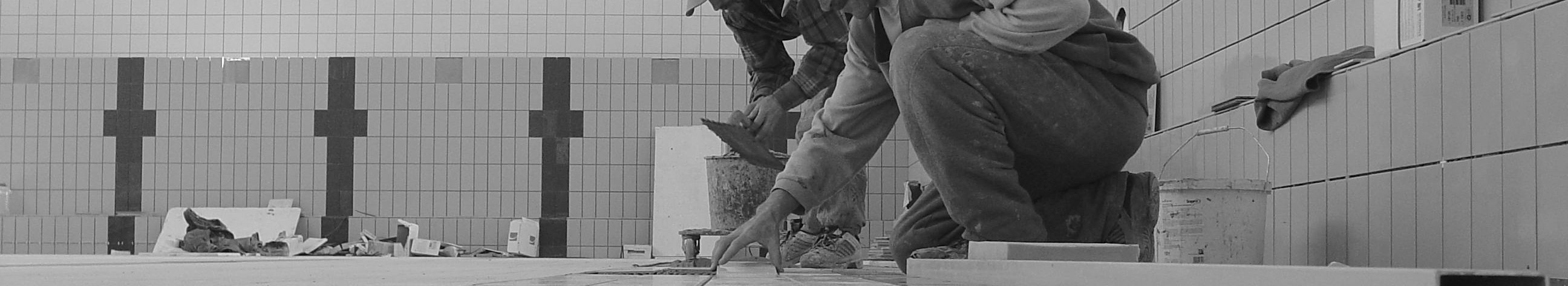 Pakume sise- ja välispindade viimistlust — maalritööd, plaatimine, põrandapaigaldus ja fassaaditööd. Tagame vastupidava, madala hooldusvajadusega ja õigeaegselt valminud tulemuse.