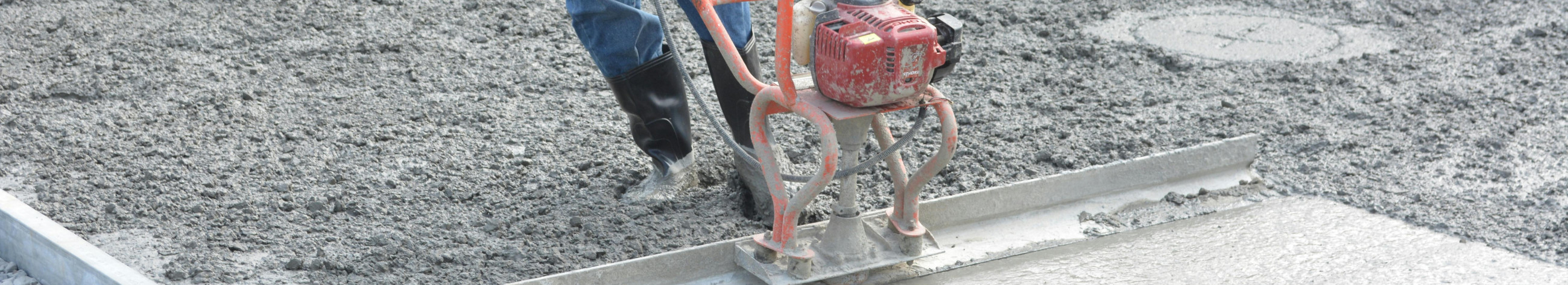 We offer construction, floor and real estate services from the preparation of the project to the final solution. The result is a durable and functional surface or property that supports both the business and the living environment.