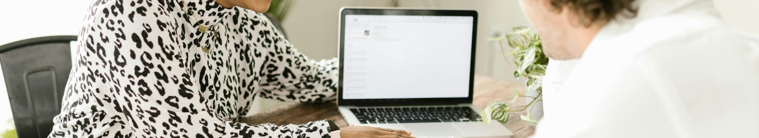 We offer flexible and reliable accounting and log management to companies, associations and apartment cooperatives. We will ensure timely declarations, correct reporting and a clear pricing policy.