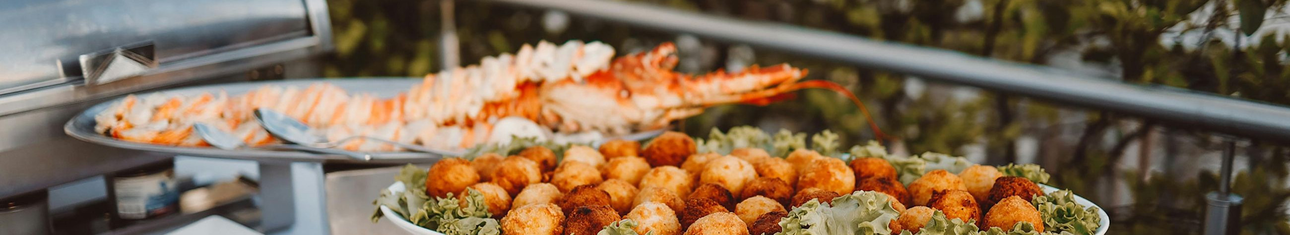 Ungru pakub Hiiumaal mereäärset restorani, aastaringset külalistemaja ja toitlustust üritusteks. Kohalik toit, rahulik ööbimine ja paindlik teenindus ühes kohas.