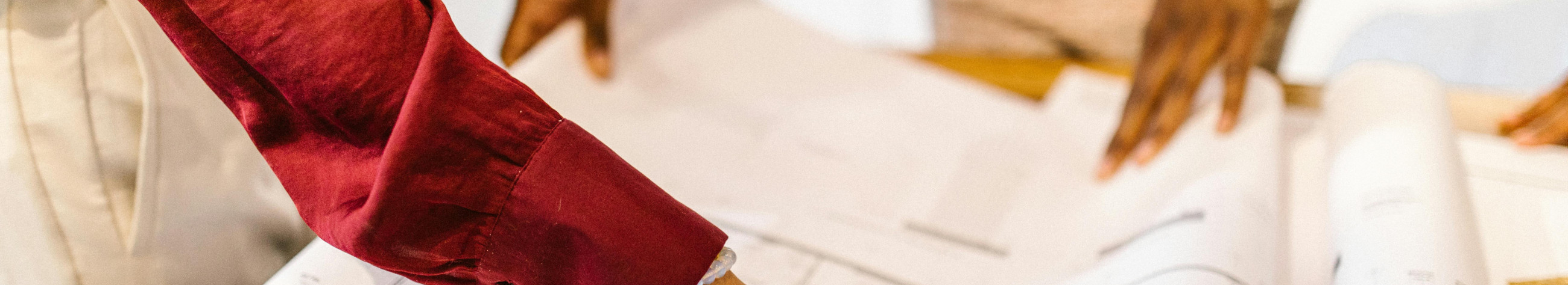 Arhitektuurne ja sisearhitektuurne projekteerimine avalikele, tervishoiu- ja eluruumidele. Loome läbimõeldud ruumilahendusi, mis sobivad sinu projekti vajadustega.