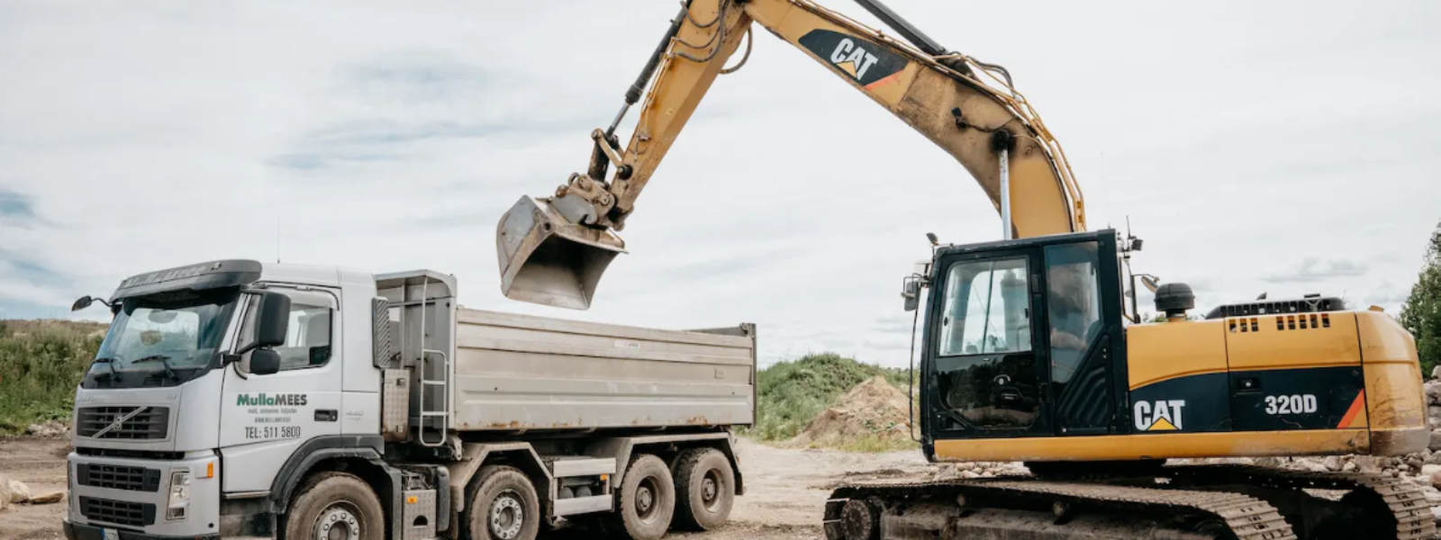 MULLAMEES OÜ - construction waste disposal, Excavator service, Excavator rental, Excavator works, landscaping soil, Selli...