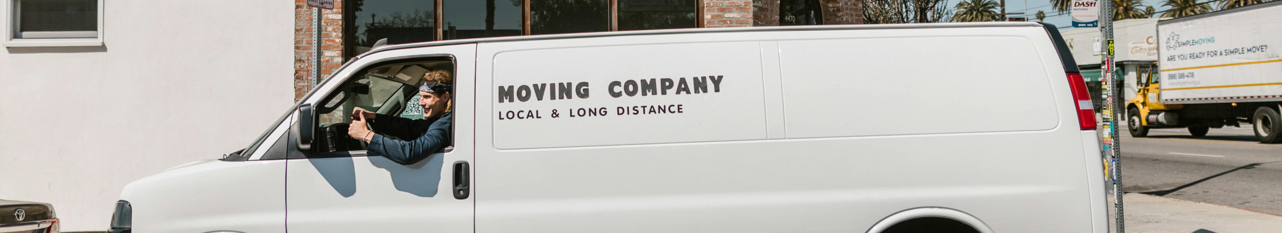 Renting and transfer of cars, minivans and vans for specific journeys. Suitable for movement, work and moving.