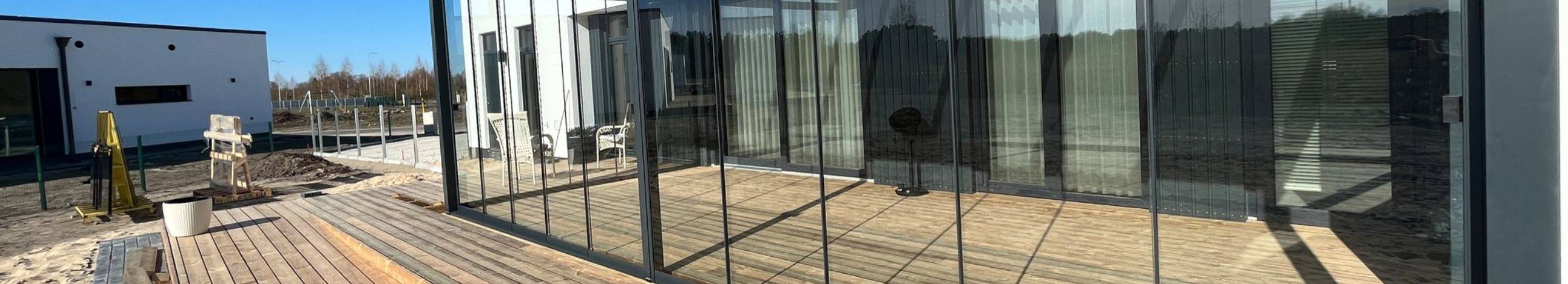 terrace glass, black framed partitions, framed partitions, frameless doors, Glass partitions, aluminium windows, aluminium doors, Terrace glasses, pergolas, glass partitions and doors