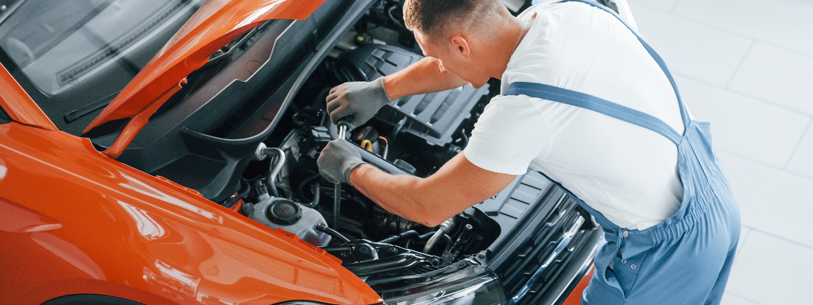 AK-GARAGE OÜ - We offer comprehensive car repair and maintenance services, utilizing modern equipment and high-quality pa...