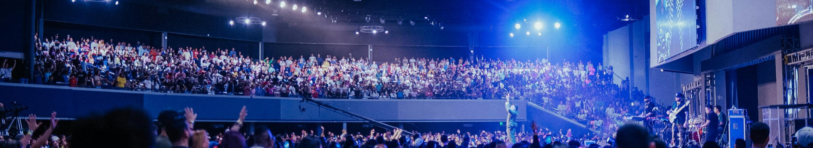 Pakume esinemisi, muusikat ja uudiseid loomingulise töö kohta. Sobib publiku, kuulajate ja korraldajate vajadustele.