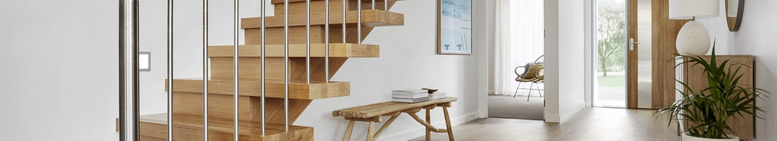 preparation of stairs, barrier poles and handrail carriers, Handrails, design of stairs and handrails, maintenance and finishing of stairs, metal stairs, u-shaped stairs, molded stairs, installation of stairs, renovation