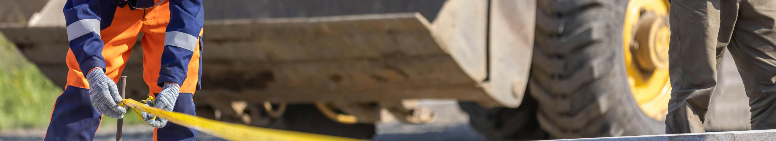 We offer accurate excavation and land preparation, including foundation and trajectory excavation and installation of septics. Our fleet and experienced team reduce risks and ensure the timeliness of the work.