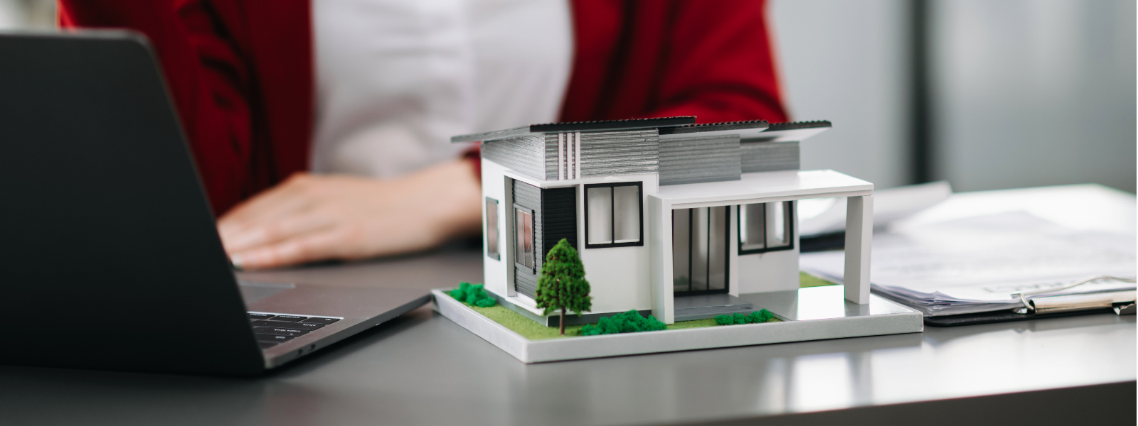MERKA HOME OÜ - Meie erialaks on kinnisvaratehingud, kinnisvara haldamine ja õigusabi pakkumine kinnisvarasektoris.