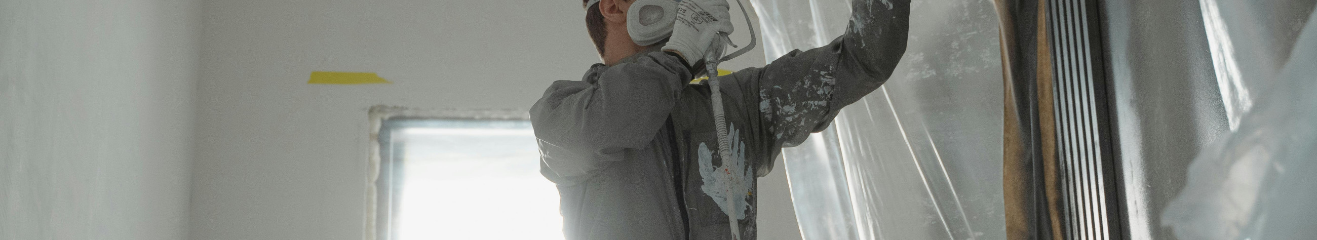 We offer interior and exterior finishing to help keep the surfaces clean, durable and representative. Precise preparation and a high-quality result ensure a smooth working process.