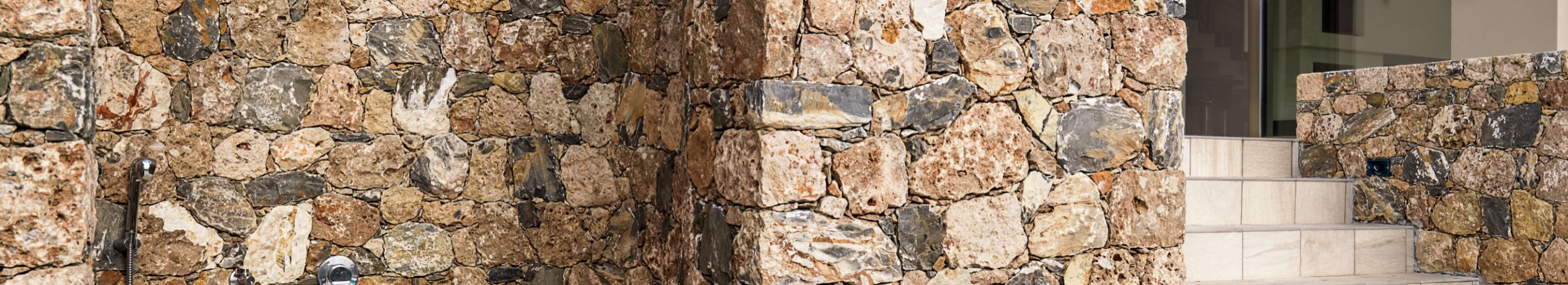 custom-made stonework, natural stone for homes, commercial stone installation, natural stone suppliers, interior stone design, exterior stone design, exterior finishing, outer stone finish, internal stone decoration, construction of the stone wall