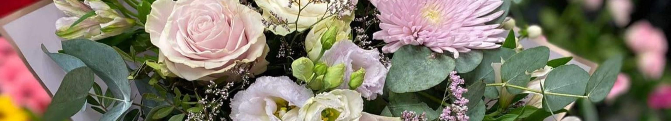 flower delivery, romantic flower bouquets, local flower shop, order flowers online, cutting flowers, potted flowers, flower bouquets, Gifts, gift compositions, funeral flowers