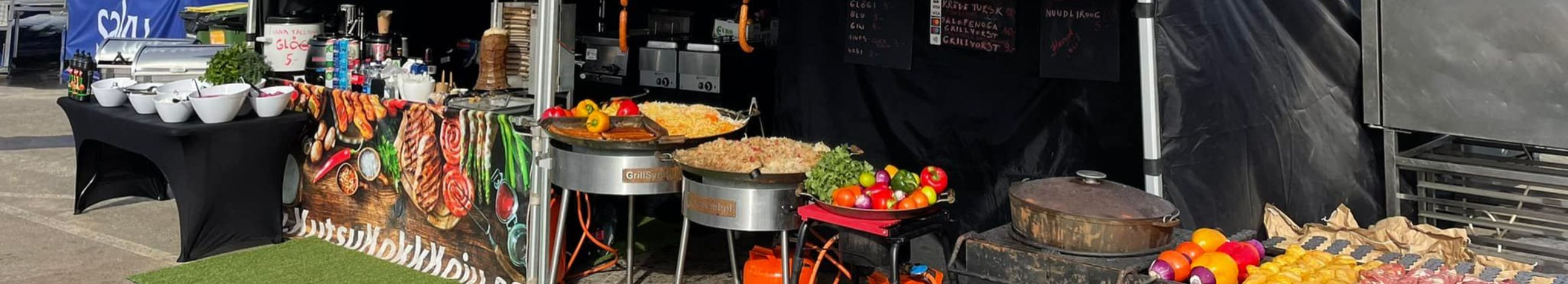 wedding parties, buffet catering, catering menu ideas, luxury catering services, catering for events, catering for outdoor events, buffet catering, family gatherings, eco-friendly options, special menus
