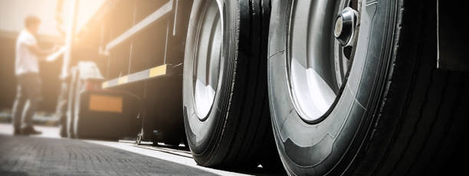 TRUCKSPOT OÜ - Maintenance of climate systems, Sales of truck tyres, Semi-montage of tyres, Full tyre assembly, Replaceme...