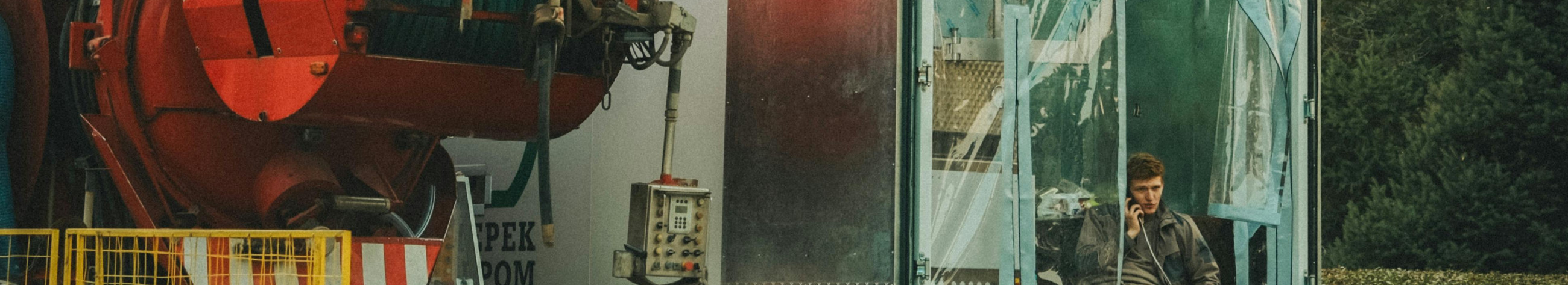 Pakume 24/7 kohapealset remondi- ja hooldusteenust laaduritele ja tõstukitele. Mobiilsed teenindusvagunid vähendavad seisakuid, transportkulusid ja tagavad kiire tööle naasmise.