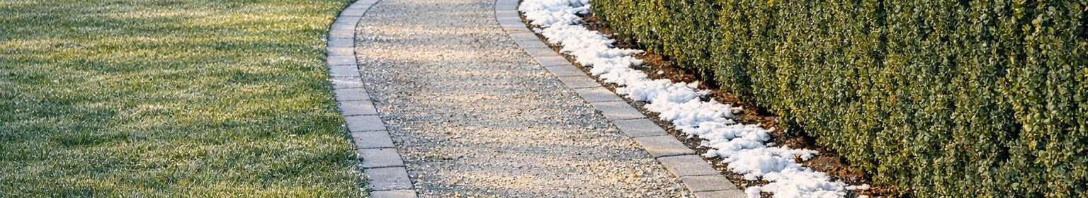 Pakume Tartu ja maakonna muru-, hekkide-, lumekoristus- ning survepesuteenuseid. Regulaarne hooldus vähendab halduskoormust ja tagab ohutud, korras välisalad.