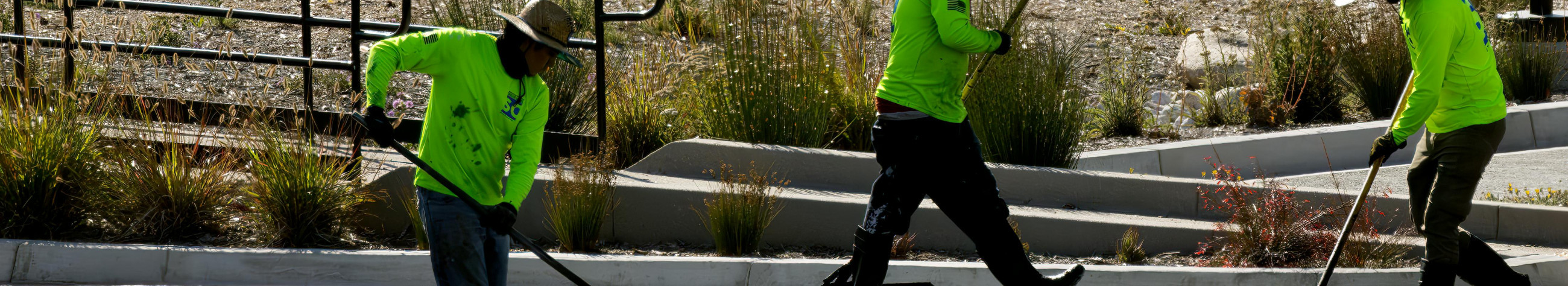 We manage and maintain buildings and outdoor areas in Tallinn and Harjumaa. Quick assistance, practical experience and comprehensive service for both private and business customers.