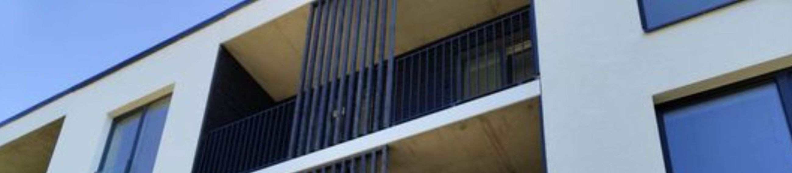 Repair of apartments, bathroom repair, finish materials, Painting articles, Staining of the facade, facade renovation, plastering and cracking repair, smaller repairs, Facade cleaning, high pressure washing and surface treatment