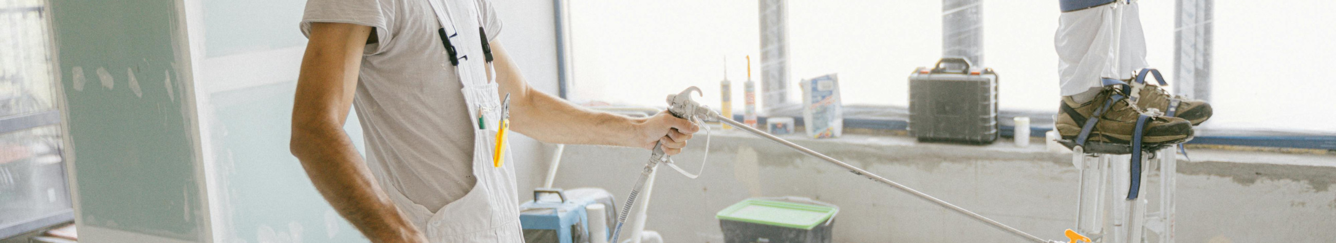 Teostame sise- ja välisvärvimist ning üldehitust, et kinnisvara oleks kaitstud ja korras. Näidistööd on veebis; võtke ühendust e-posti või telefoni teel.