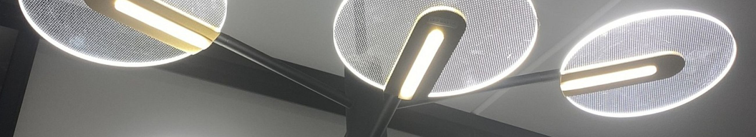 Oleme spetsialiseerunud elektritöödele Tallinnas ja Harjumaal, pakkudes kvaliteetseid lahendusi valgustite, lülitite ja pistikute valdkonnas, tagades seeläbi elektrisüsteemide ohutuse ja tõhususe.