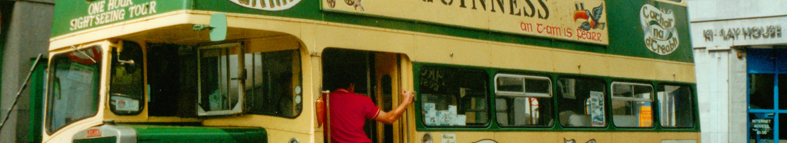 Working vintage buses and cars for events and excursions in Northern and Western Estonia. We offer theme travelers, VIP seats, picnic baskets and customised price offers.