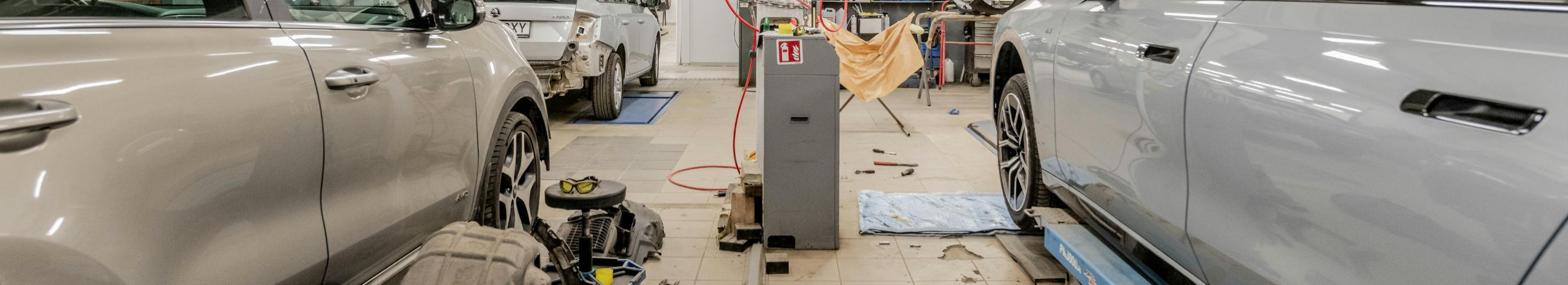 Kasutatud autovaruosad ning autovrakkide demonteerimine — kvaliteetsed, testitud ja sobitatud varuosad kiirelt kättesaadavad. Pakume konkurentsivõimelisi hindu, garantiid ja keskkonnasõbralikku lahtivõtmist ning nõu sobiva osa leidmisel.