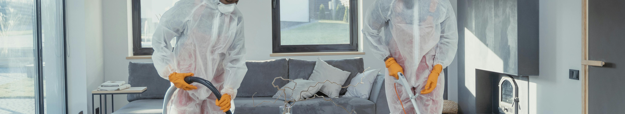 Professional cleaning of homes, offices and rentals. We help the rooms once after the renovation or insurance event and prepare them for use.