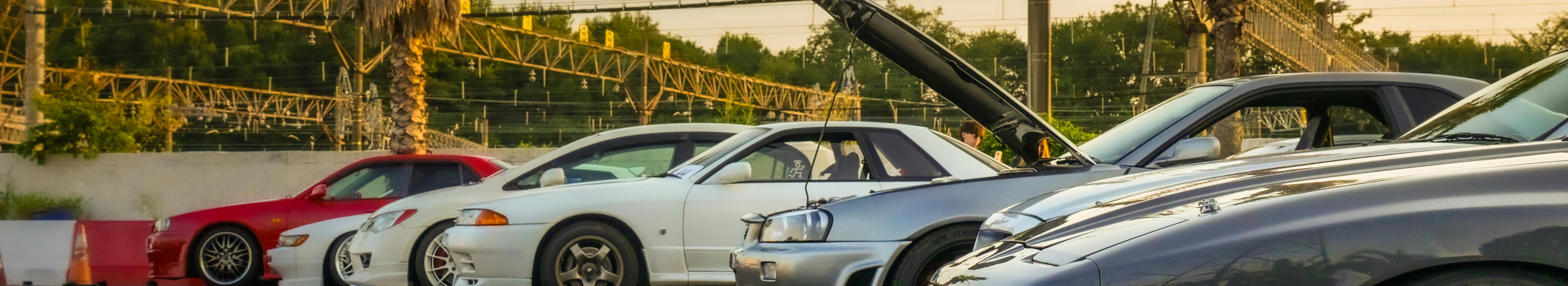 Toome Jaapani oksjonitelt ja valitud allikatest Eestisse erilisi, klassikalisi ja väärtust hoidvaid autosid. Aitame leida sobiva sõiduki, korraldame ostu ning pakume ka komisjonimüüki.